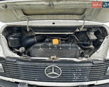 Белый Мерседес T2, объемом двигателя 3.78 л и пробегом 50 тыс. км за 6200 $, фото 12 на Automoto.ua