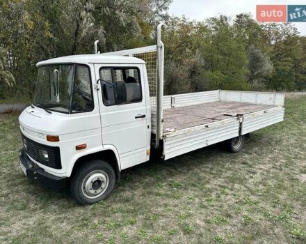 Белый Мерседес T2, объемом двигателя 3.78 л и пробегом 50 тыс. км за 6200 $, фото 8 на Automoto.ua