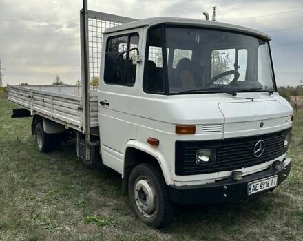 Белый Мерседес T2, объемом двигателя 3.78 л и пробегом 50 тыс. км за 6200 $, фото 2 на Automoto.ua