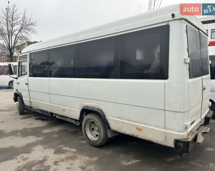 Белый Мерседес T2, объемом двигателя 3.97 л и пробегом 5 тыс. км за 4500 $, фото 2 на Automoto.ua