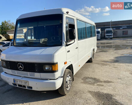 Белый Мерседес T2, объемом двигателя 4 л и пробегом 15 тыс. км за 15000 $, фото 1 на Automoto.ua