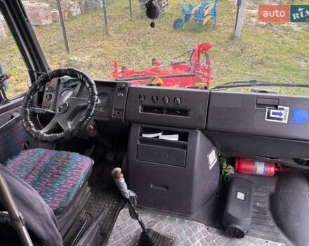 Белый Мерседес T2, объемом двигателя 4 л и пробегом 862 тыс. км за 4000 $, фото 6 на Automoto.ua