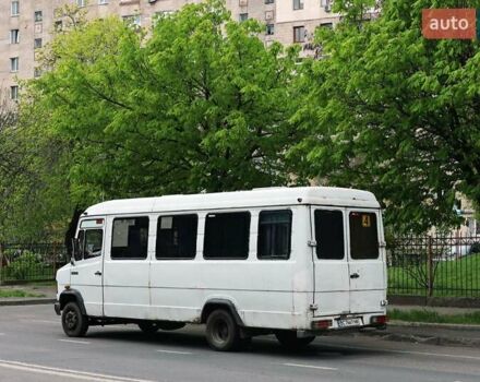 Белый Мерседес T2, объемом двигателя 4 л и пробегом 862 тыс. км за 4000 $, фото 9 на Automoto.ua