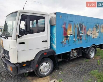 Белый Мерседес T2, объемом двигателя 3.97 л и пробегом 460 тыс. км за 4700 $, фото 5 на Automoto.ua