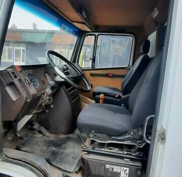 Белый Мерседес T2, объемом двигателя 4 л и пробегом 50 тыс. км за 6300 $, фото 8 на Automoto.ua