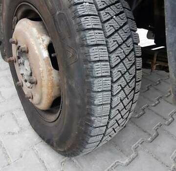 Белый Мерседес T2, объемом двигателя 4 л и пробегом 50 тыс. км за 6300 $, фото 15 на Automoto.ua