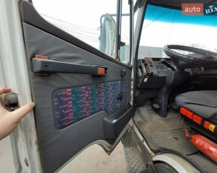 Белый Мерседес T2, объемом двигателя 4.2 л и пробегом 6 тыс. км за 4000 $, фото 8 на Automoto.ua