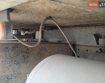 Белый Мерседес T2, объемом двигателя 4.2 л и пробегом 6 тыс. км за 4000 $, фото 12 на Automoto.ua