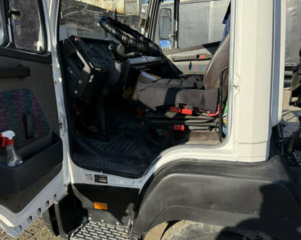 Белый Мерседес T2, объемом двигателя 6 л и пробегом 520 тыс. км за 23000 $, фото 8 на Automoto.ua