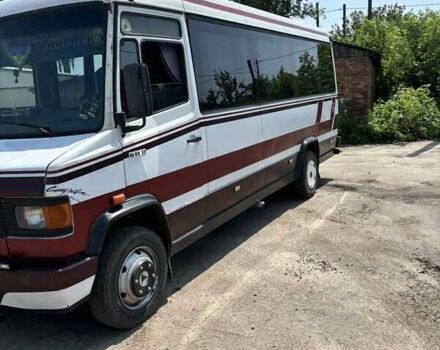 Белый Мерседес T2, объемом двигателя 3.97 л и пробегом 450 тыс. км за 7800 $, фото 2 на Automoto.ua