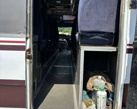 Белый Мерседес T2, объемом двигателя 3.97 л и пробегом 450 тыс. км за 7800 $, фото 10 на Automoto.ua