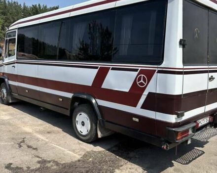 Белый Мерседес T2, объемом двигателя 3.97 л и пробегом 450 тыс. км за 7800 $, фото 3 на Automoto.ua