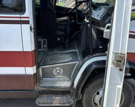 Белый Мерседес T2, объемом двигателя 3.97 л и пробегом 450 тыс. км за 7800 $, фото 6 на Automoto.ua