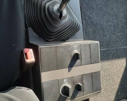 Белый Мерседес T2, объемом двигателя 11 л и пробегом 480 тыс. км за 28000 $, фото 4 на Automoto.ua