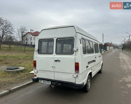 Білий Мерседес T2, об'ємом двигуна 0 л та пробігом 542 тис. км за 4000 $, фото 3 на Automoto.ua