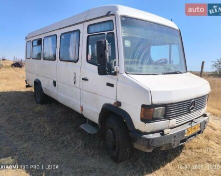 Білий Мерседес T2, об'ємом двигуна 4 л та пробігом 100 тис. км за 3300 $, фото 2 на Automoto.ua