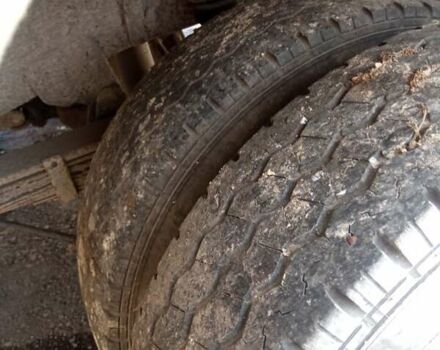 Белый Мерседес T2, объемом двигателя 2.3 л и пробегом 3 тыс. км за 700 $, фото 7 на Automoto.ua