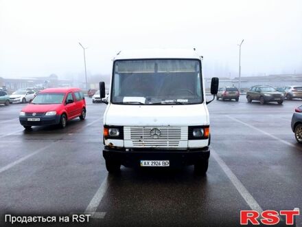 Білий Мерседес T2, об'ємом двигуна 4 л та пробігом 0 тис. км за 4000 $, фото 1 на Automoto.ua