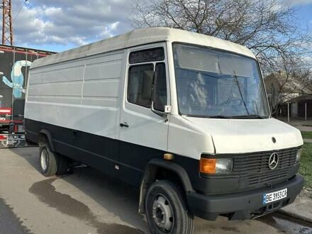 Мерседес T2 1988 в Николаеве на Automoto.ua Белый Мерседес T2, объемом двигателя 4 л и пробегом 549 тыс. км за 7500 $, фото 1 на Automoto.ua