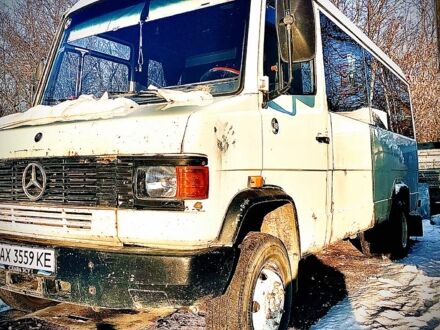 Мерседес T2 1993 у Кам'янське (Дніпродзержинськ) на Automoto.ua Білий Мерседес T2, об'ємом двигуна 4 л та пробігом 0 тис. км за 2800 $, фото 1 на Automoto.ua