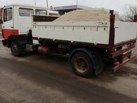 Мерседес T2 1993 в Кривом Роге на Automoto.ua Белый Мерседес T2, объемом двигателя 3.94 л и пробегом 872 тыс. км за 12000 $, фото 1 на Automoto.ua