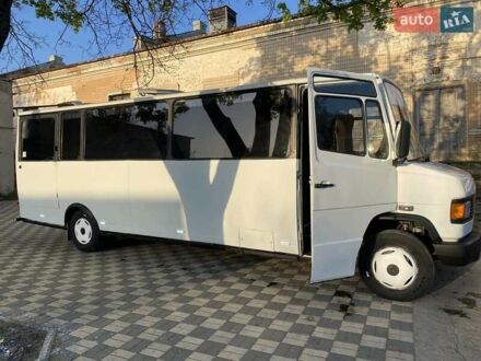 Мерседес T2 1994 в Ананьеве на Automoto.ua Белый Мерседес T2, объемом двигателя 4 л и пробегом 600 тыс. км за 9700 $, фото 1 на Automoto.ua