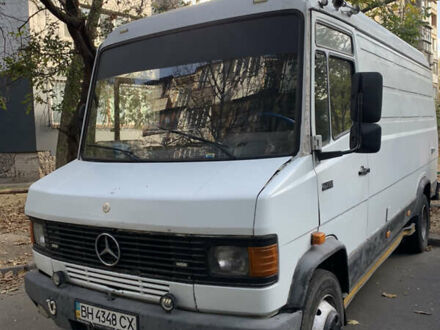 Мерседес T2 1995 в Одессе на Automoto.ua Белый Мерседес T2, объемом двигателя 3.97 л и пробегом 100 тыс. км за 5000 $, фото 1 на Automoto.ua