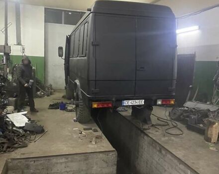 Черный Мерседес T2, объемом двигателя 3.97 л и пробегом 300 тыс. км за 12500 $, фото 2 на Automoto.ua