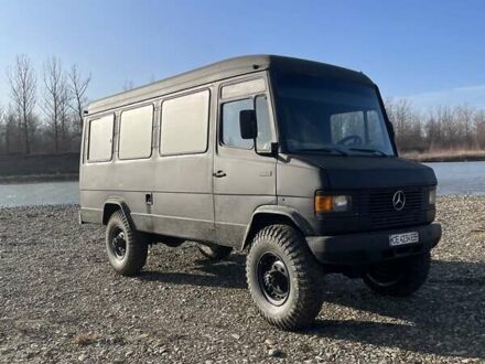 Черный Мерседес T2, объемом двигателя 3.97 л и пробегом 300 тыс. км за 12500 $, фото 1 на Automoto.ua