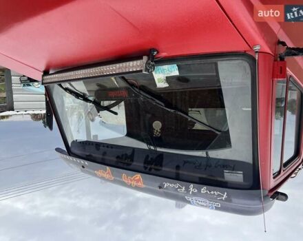 Красный Мерседес T2, объемом двигателя 4 л и пробегом 450 тыс. км за 16800 $, фото 10 на Automoto.ua