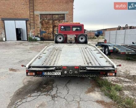 Красный Мерседес T2, объемом двигателя 4 л и пробегом 450 тыс. км за 16800 $, фото 4 на Automoto.ua