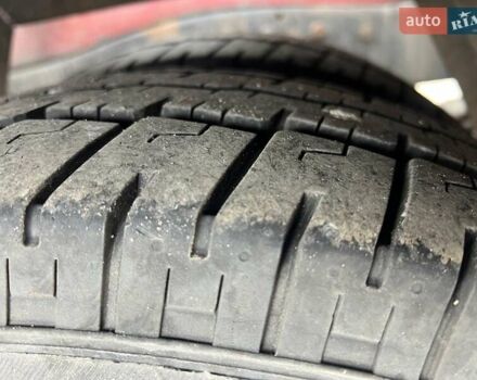 Красный Мерседес T2, объемом двигателя 4 л и пробегом 450 тыс. км за 16800 $, фото 29 на Automoto.ua