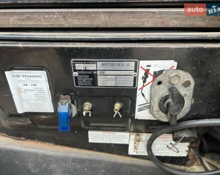 Красный Мерседес T2, объемом двигателя 4 л и пробегом 450 тыс. км за 16800 $, фото 14 на Automoto.ua