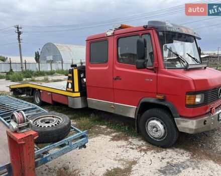 Красный Мерседес T2, объемом двигателя 4 л и пробегом 450 тыс. км за 16800 $, фото 7 на Automoto.ua