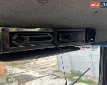 Красный Мерседес T2, объемом двигателя 4 л и пробегом 450 тыс. км за 16800 $, фото 19 на Automoto.ua