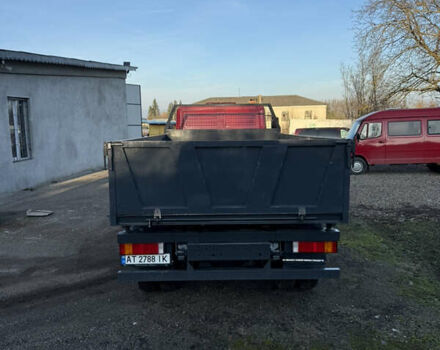 Красный Мерседес T2, объемом двигателя 4.25 л и пробегом 9 тыс. км за 14200 $, фото 5 на Automoto.ua