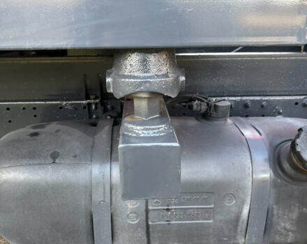 Красный Мерседес T2, объемом двигателя 4.25 л и пробегом 9 тыс. км за 14200 $, фото 24 на Automoto.ua