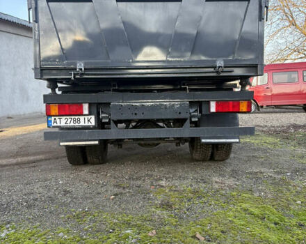 Красный Мерседес T2, объемом двигателя 4.25 л и пробегом 9 тыс. км за 14200 $, фото 37 на Automoto.ua