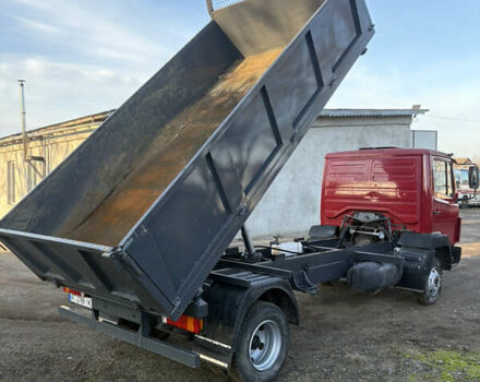 Красный Мерседес T2, объемом двигателя 4.25 л и пробегом 9 тыс. км за 14200 $, фото 18 на Automoto.ua