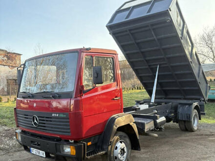 Красный Мерседес T2, объемом двигателя 4.25 л и пробегом 9 тыс. км за 14200 $, фото 1 на Automoto.ua