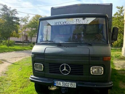 Мерседес T2, объемом двигателя 2.4 л и пробегом 0 тыс. км за 1500 $, фото 1 на Automoto.ua