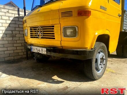 Мерседес T2, об'ємом двигуна 3.8 л та пробігом 400 тис. км за 2500 $, фото 1 на Automoto.ua