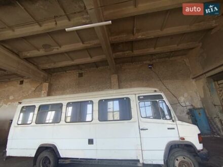Мерседес T2 1994 в Ровно на Automoto.ua Мерседес T2, объемом двигателя 0 л и пробегом 250 тыс. км за 3400 $, фото 1 на Automoto.ua