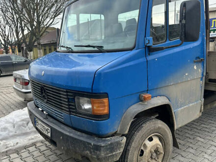 Мерседес T2, объемом двигателя 4 л и пробегом 650 тыс. км за 4000 $, фото 1 на Automoto.ua