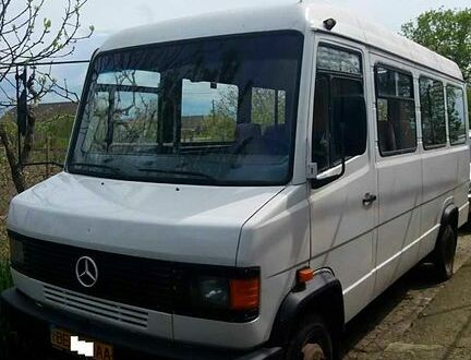 Мерседес T2, объемом двигателя 3 л и пробегом 570 тыс. км за 4000 $, фото 1 на Automoto.ua