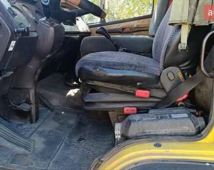 Жовтий Мерседес T2, об'ємом двигуна 5.96 л та пробігом 750 тис. км за 5500 $, фото 3 на Automoto.ua