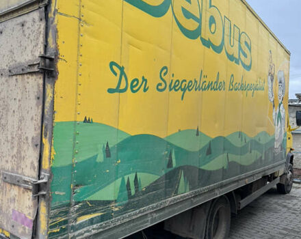 Жовтий Мерседес T2, об'ємом двигуна 3.97 л та пробігом 795 тис. км за 6999 $, фото 1 на Automoto.ua