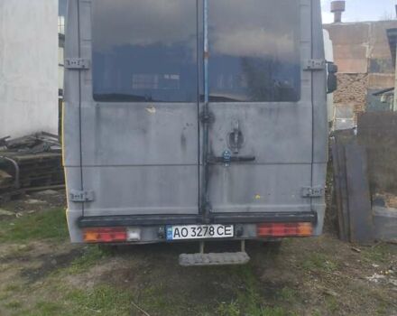 Желтый Мерседес T2, объемом двигателя 2.3 л и пробегом 5 тыс. км за 3150 $, фото 2 на Automoto.ua