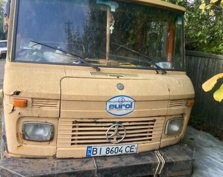 Желтый Мерседес T2, объемом двигателя 3.78 л и пробегом 200 тыс. км за 2000 $, фото 1 на Automoto.ua