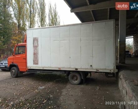 Жовтий Мерседес T2, об'ємом двигуна 3.97 л та пробігом 485 тис. км за 5799 $, фото 1 на Automoto.ua
